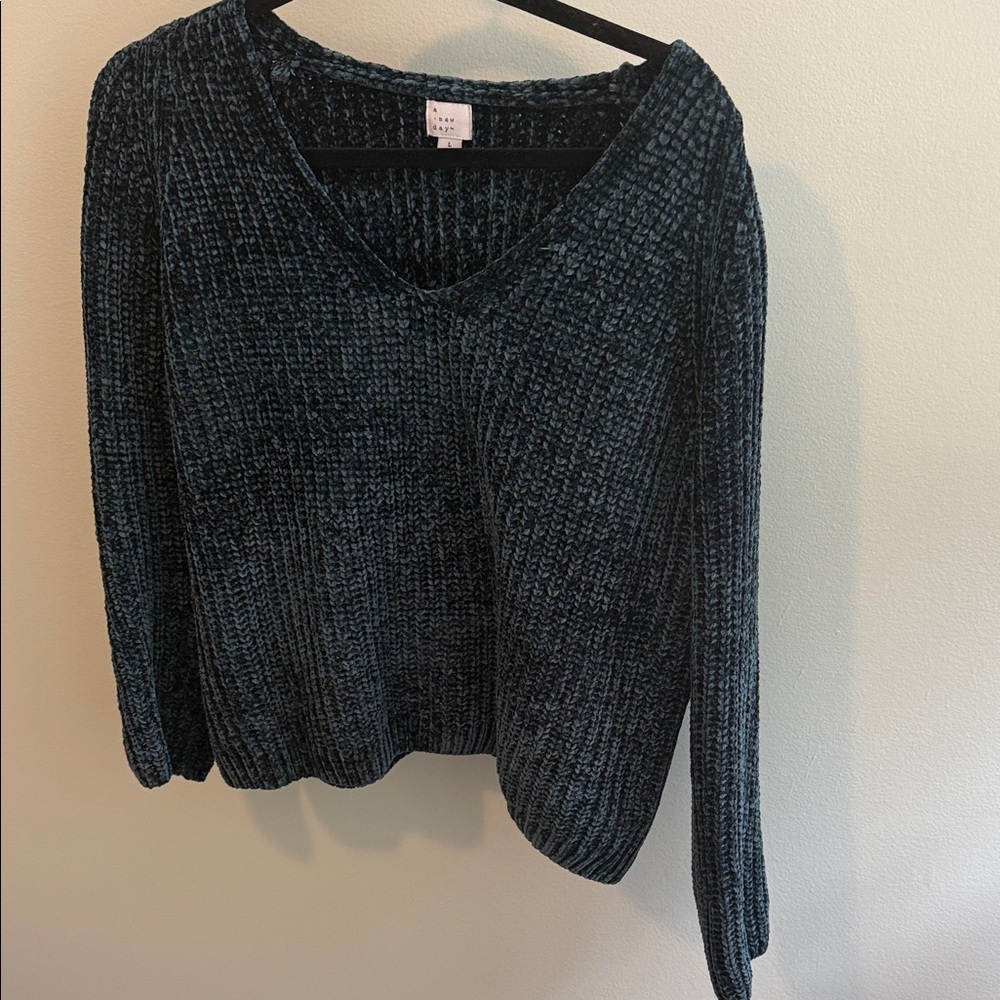 a new day Dark Green chunky knit V-Neck Sweater